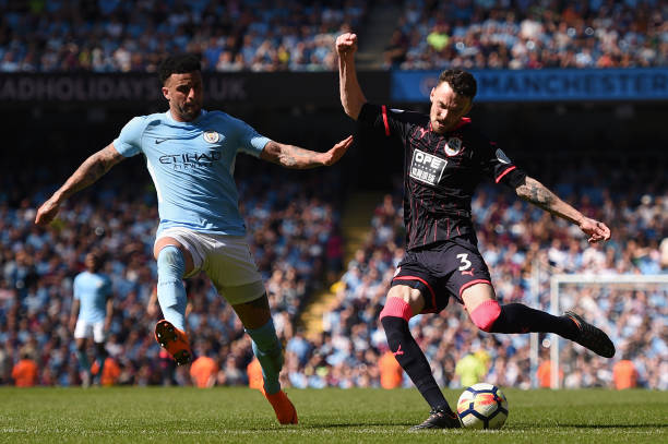 尤其是在对 尤其是在对