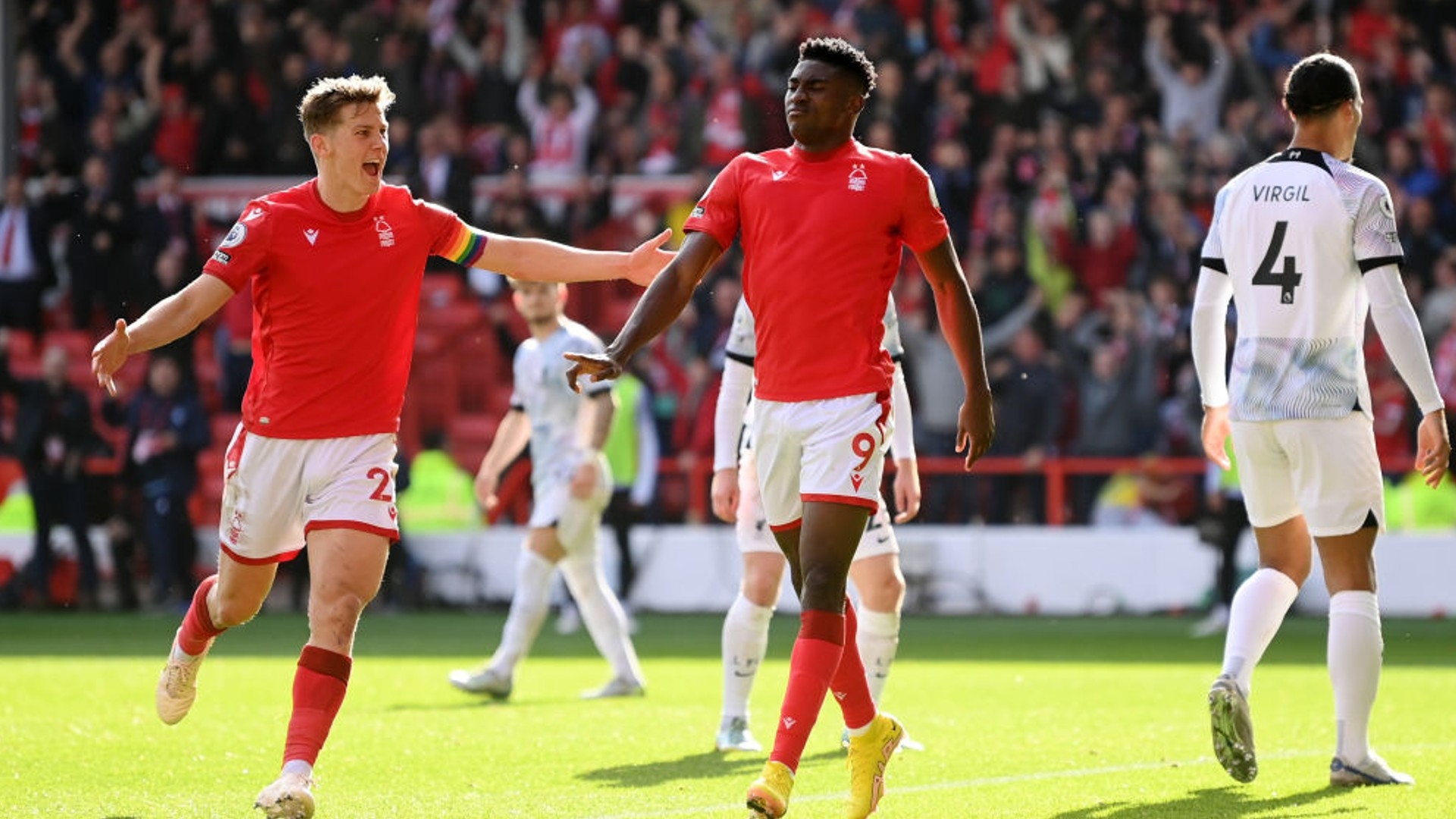 正的争冠危 正的争冠危